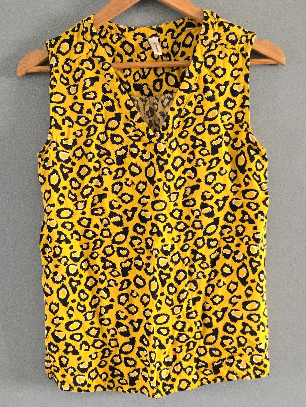 Yellow Leopard Print Sleeveless Blouse